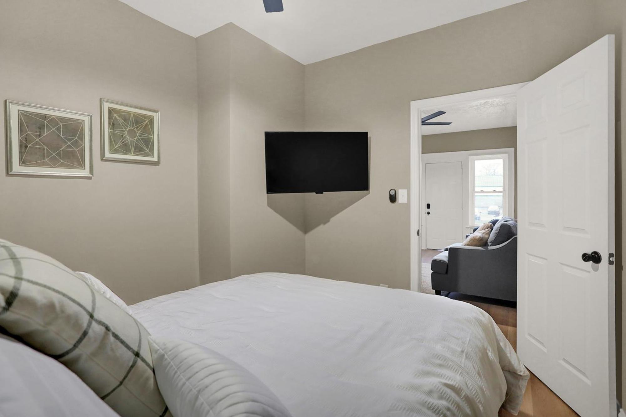 Prime 2Br Gem, Near Convention Hub! Apartman Indianapolis Kültér fotó